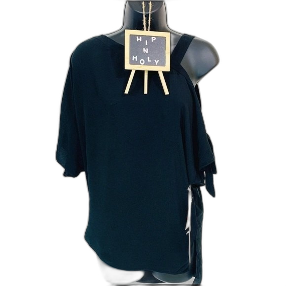 1.STATE One Shoulder Tie Sleeve Blouse Black 
Size XSMALL NWT